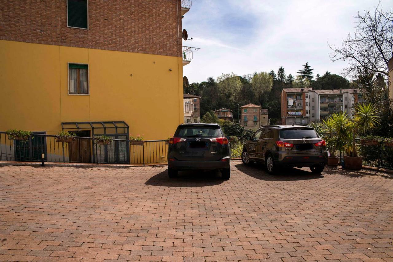 Апартаменты Casa Il Glicine A Due Passi Dal Centro Сиена Экстерьер фото